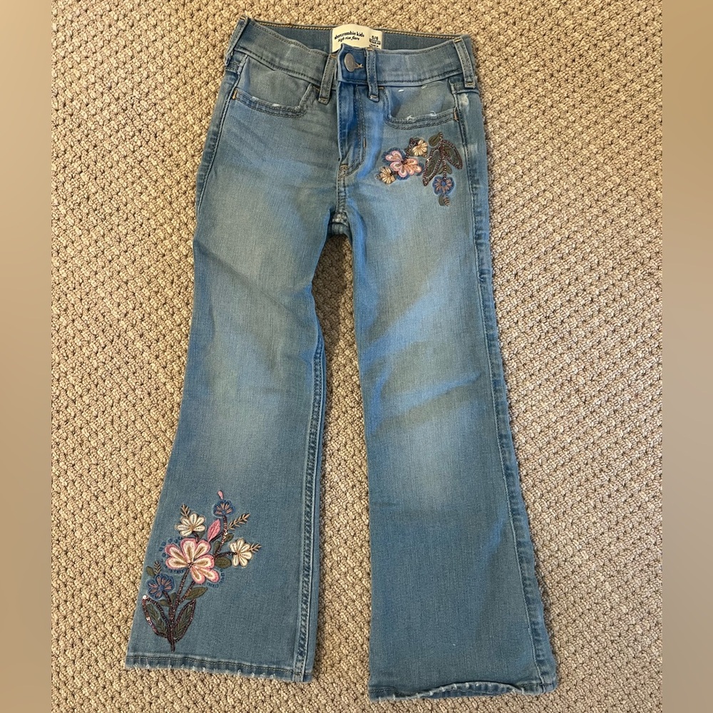 Kids Abercrombie 5/6 Embroidered Blue Jeans worn 1x